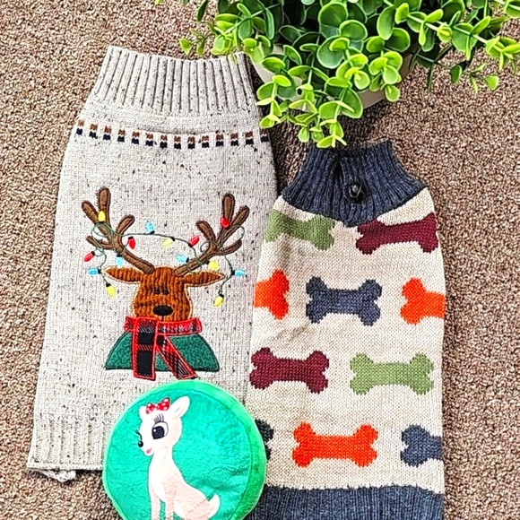 NWOT - {2} Dog Sweaters - Picture 12 of 12